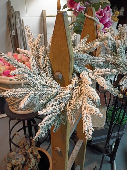 Flocked Wreath